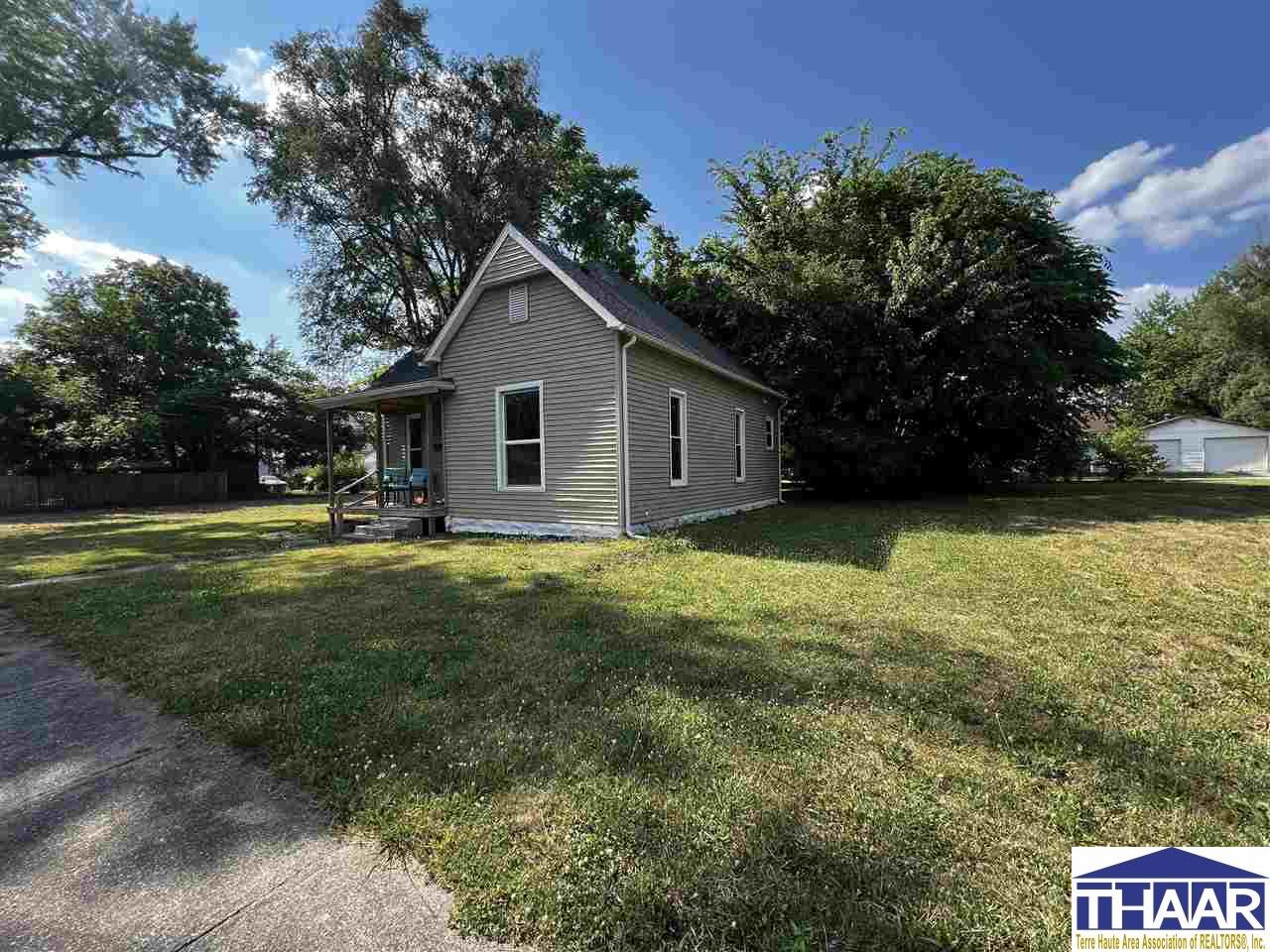 Terre Haute, Indiana 47807, United States, 2 Bedrooms Bedrooms, ,1 BathroomBathrooms,Residential,Pending,53716