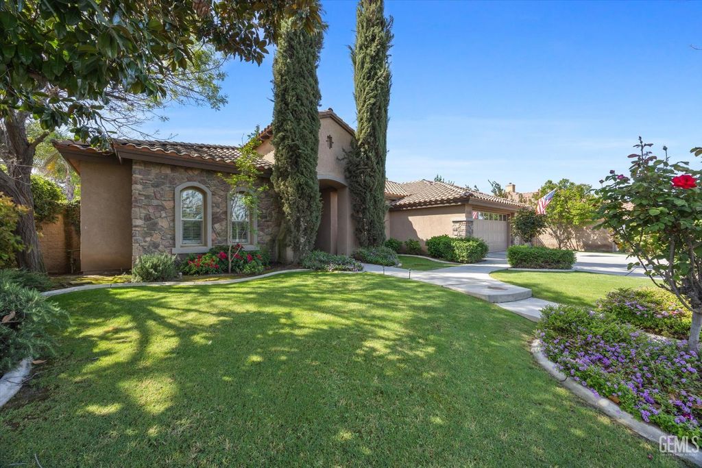 Photo of 13509 Challis Forest Lane, Bakersfield, CA 93314 (MLS # 202603802)