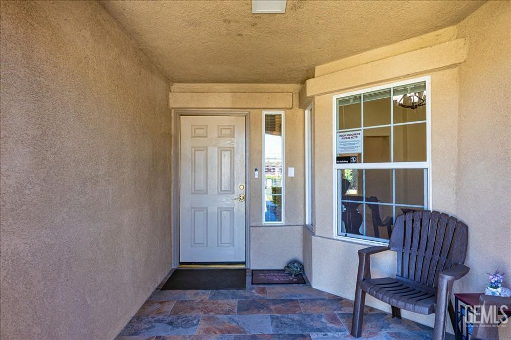 Photo of 5813 Ragusa Lane, Bakersfield, CA 93308 (MLS # 202603806)