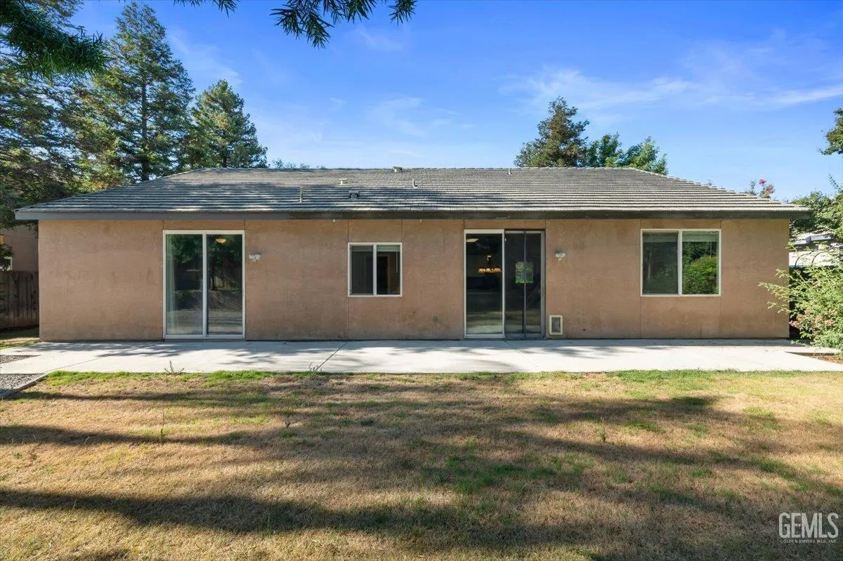 Bakersfield, California 93312, United States, 4 Bedrooms Bedrooms, ,2 BathroomsBathrooms,Residential,Active,154267