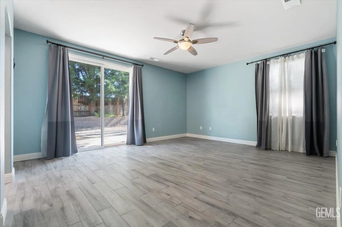 Bakersfield, California 93312, United States, 4 Bedrooms Bedrooms, ,2 BathroomsBathrooms,Residential,Active,154267