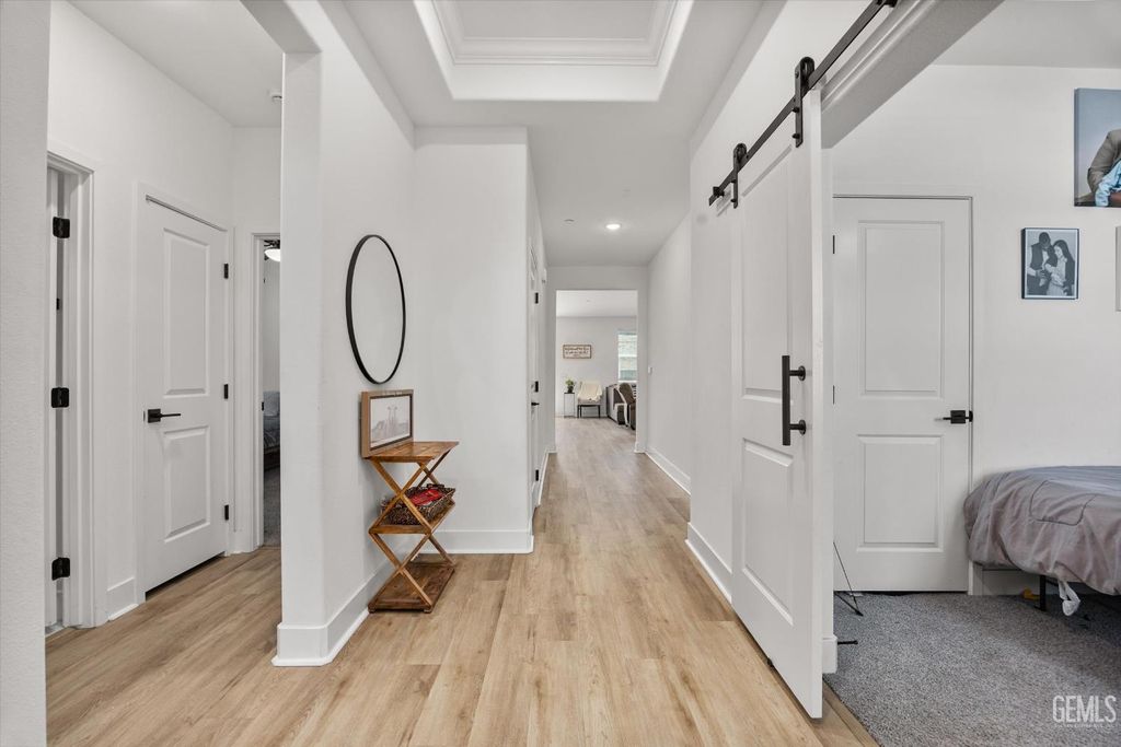 Photo of 212 Artina Court, Tehachapi, CA 93561 (MLS # 202601360)