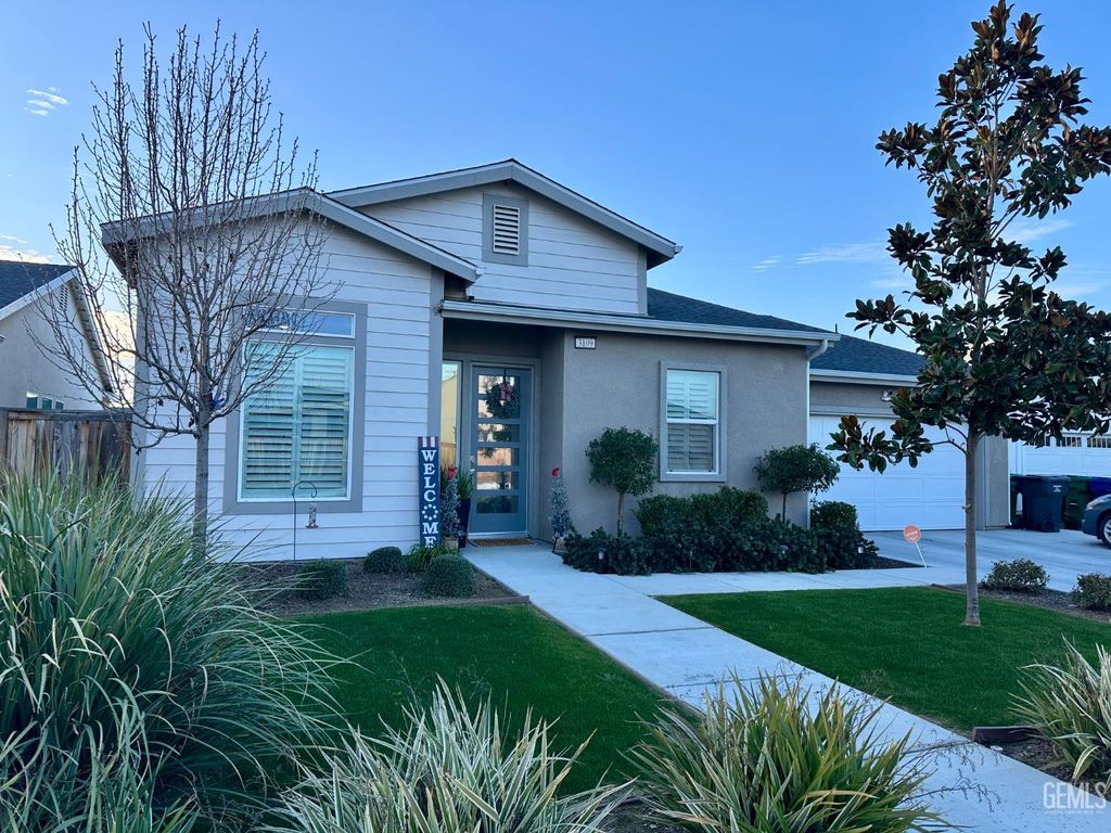 Photo of 3109 Little Cedar Way, Shafter, CA 93263 (MLS # 202600740)