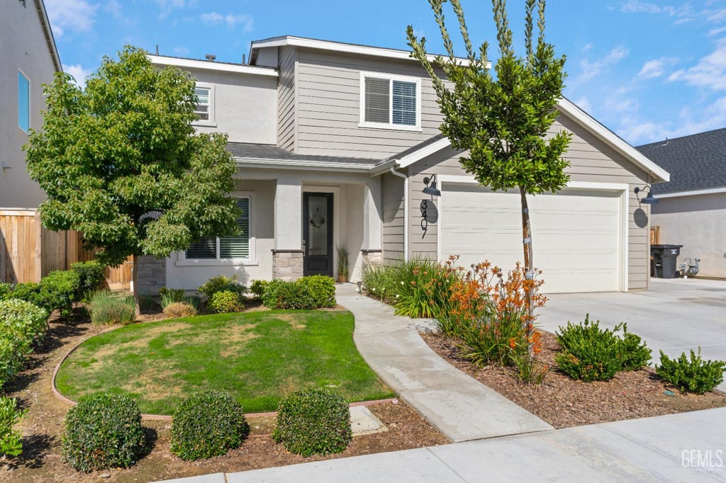 Photo of 3407 Trail River Lane, Shafter, CA 93263 (MLS # 202604428)