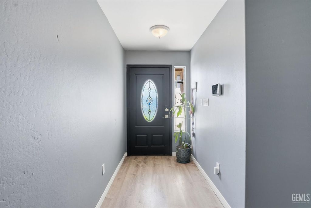 Photo of 12108 Flat Iron Court, Bakersfield, CA 93312 (MLS # 202602716)