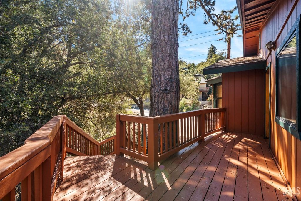 Photo of 2221 Woodland Drive, Pine Mountain Club, CA 93222 (MLS # 202510735)