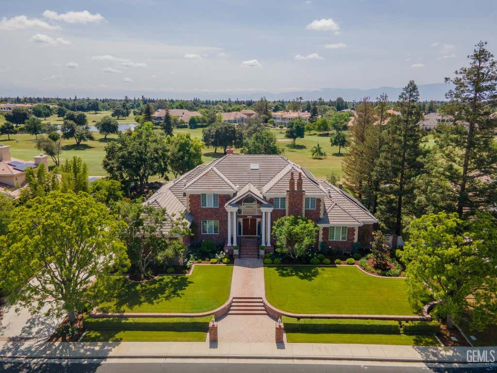 Photo of 2300 Weybridge Drive, Bakersfield, CA 93311 (MLS # 202607537)