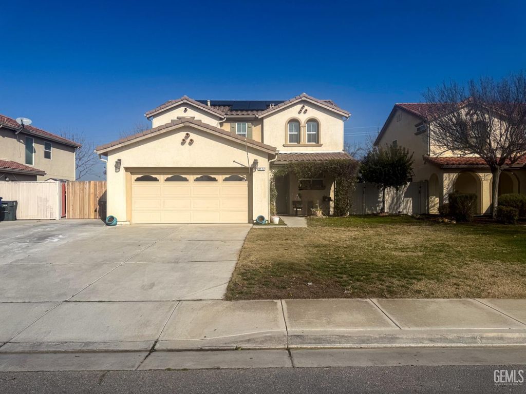 Photo of 9412 Poseidon Street, Bakersfield, CA 93306 (MLS # 202600715)