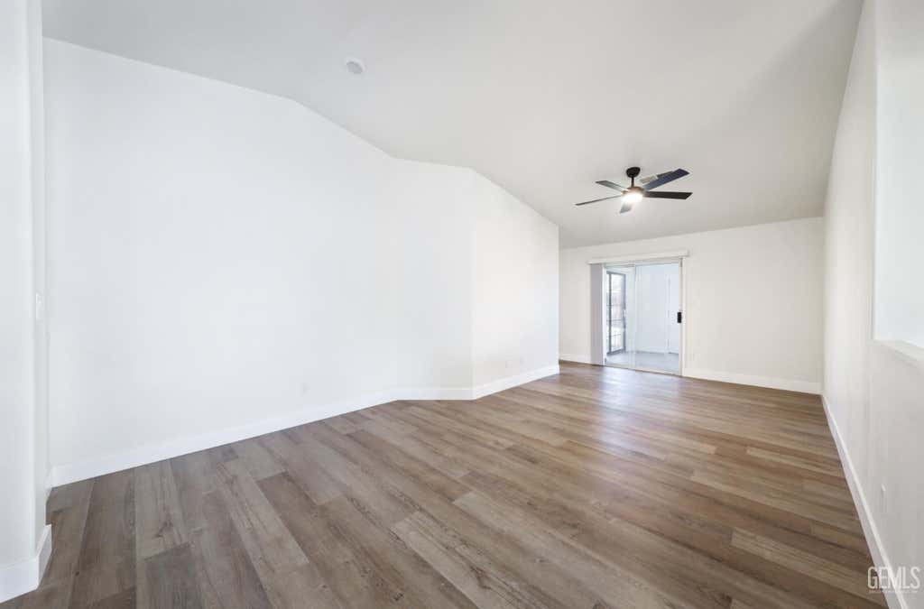 Photo of 111 Misty Meadow Drive, Bakersfield, CA 93308 (MLS # 202608526)
