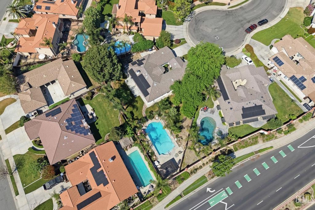 Photo of 2812 Chiselhurst Court, Bakersfield, CA 93311 (MLS # 202511919)