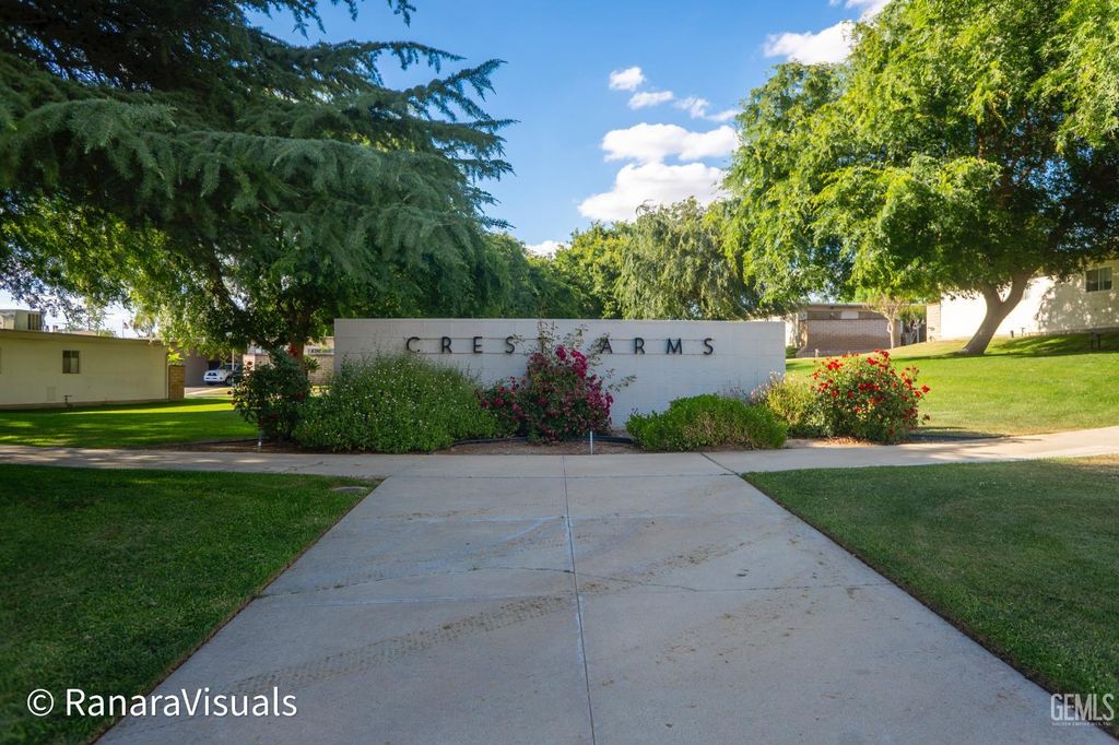 Photo of 3901 Noel Pl. Pl, Bakersfield, CA 93306 (MLS # 202512772)