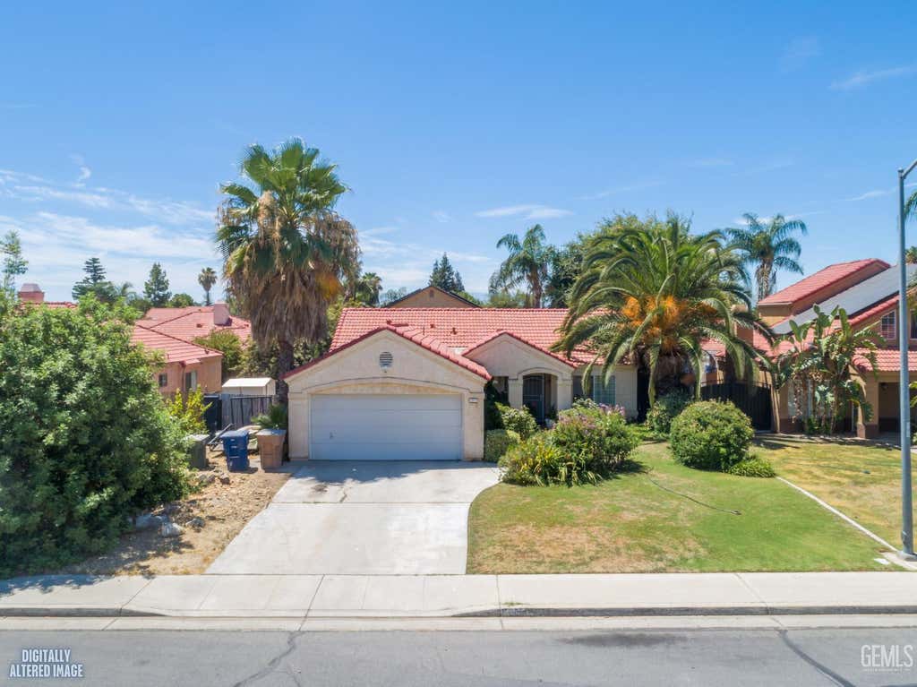 Photo of 10917 Via Vis VIS, Bakersfield, CA 93311 (MLS # 202608059)