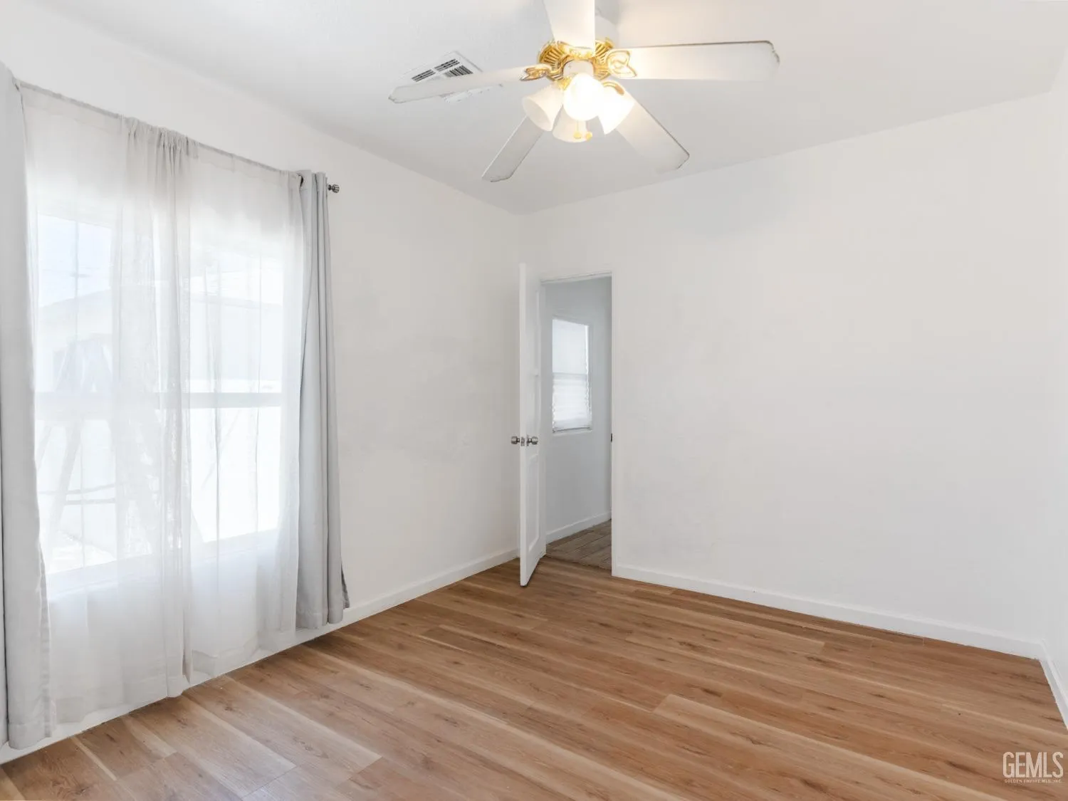 Bakersfield, California 93308, United States, 3 Bedrooms Bedrooms, ,2 BathroomsBathrooms,Residential,Active,30574