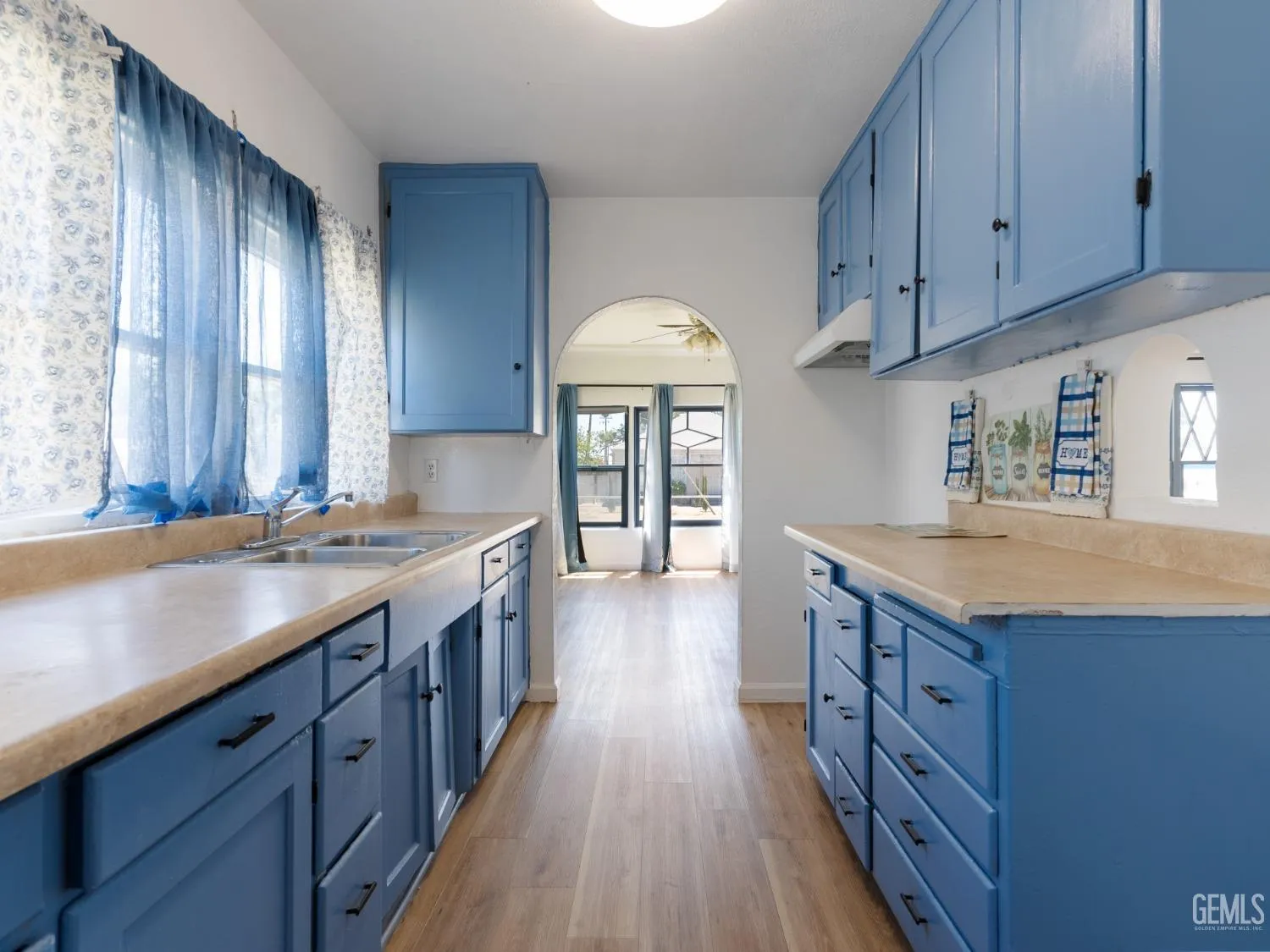 Bakersfield, California 93308, United States, 3 Bedrooms Bedrooms, ,2 BathroomsBathrooms,Residential,Active,30574