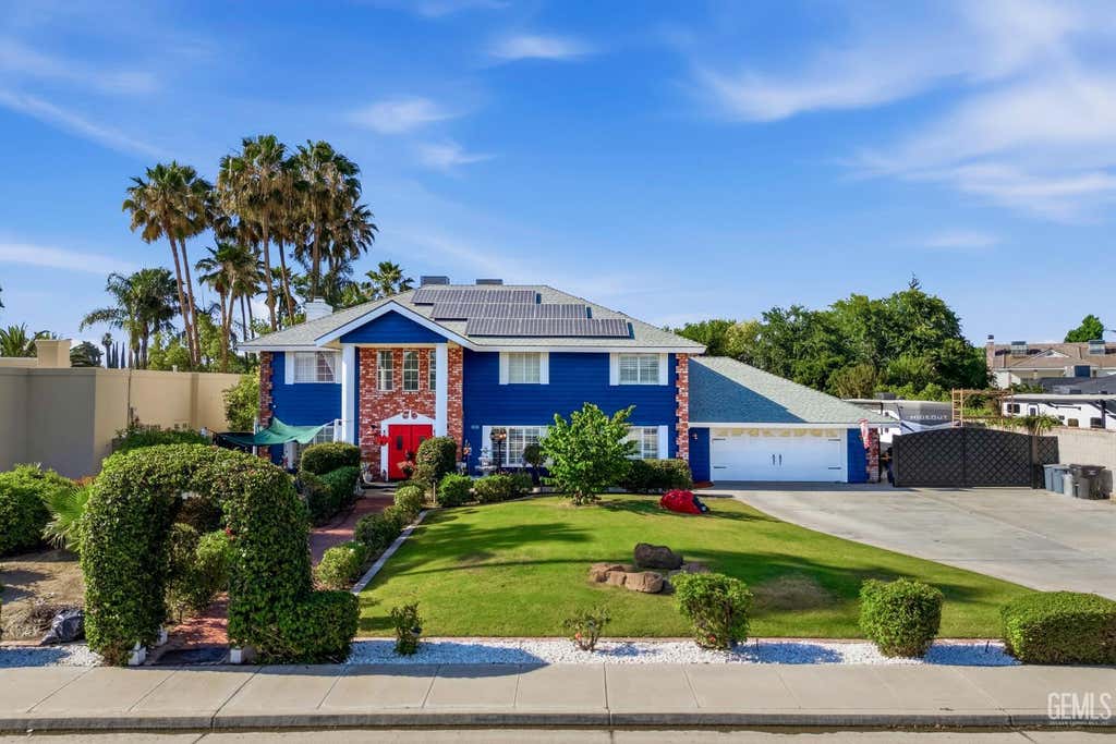 Photo of 12008 Palm Avenue, Bakersfield, CA 93312 (MLS # 202605996)