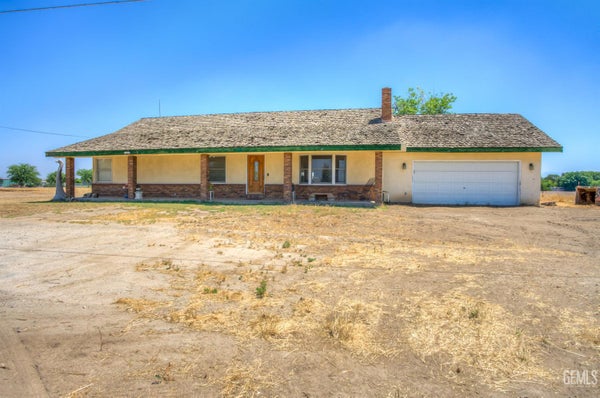 3045 EMERSON WAY, BAKERSFIELD, CA 93313 - Image 0d166bc37999e4ebb3536caa482017a7/187814360