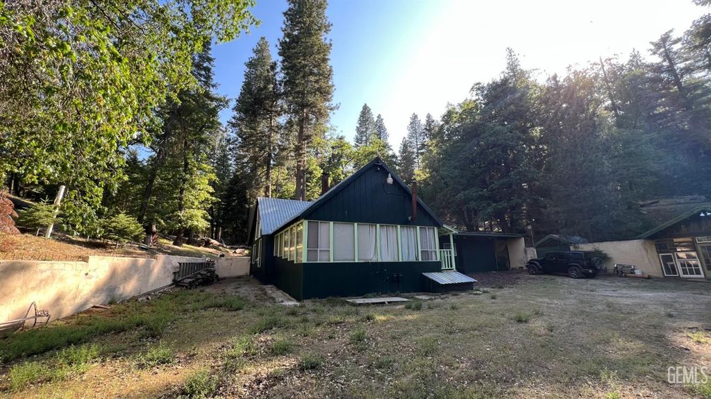Photo of 0 Confidential, Havilah, CA 93518 (MLS # 202603874)