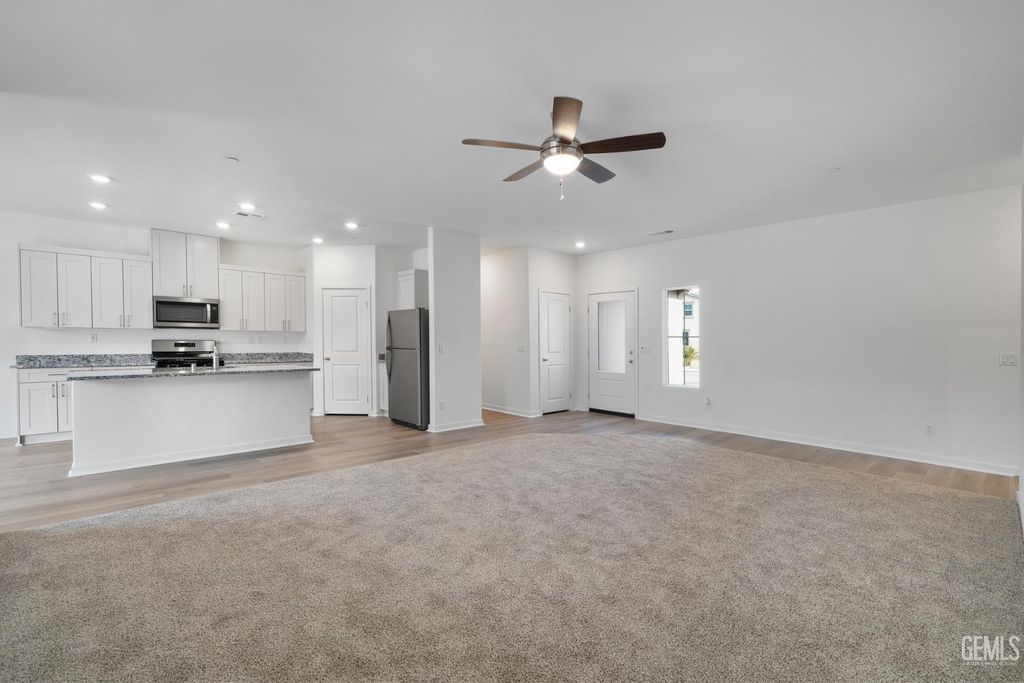 Photo of 8309 Gray Jay Court, Bakersfield, CA 93306 (MLS # 202510129)