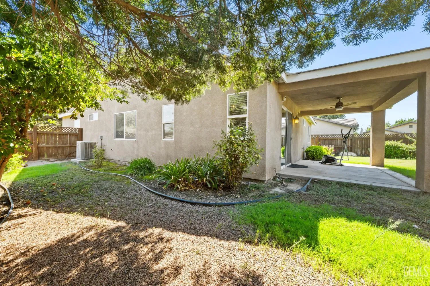 Bakersfield, California 93311, United States, 3 Bedrooms Bedrooms, ,2 BathroomsBathrooms,Residential,Active,204074