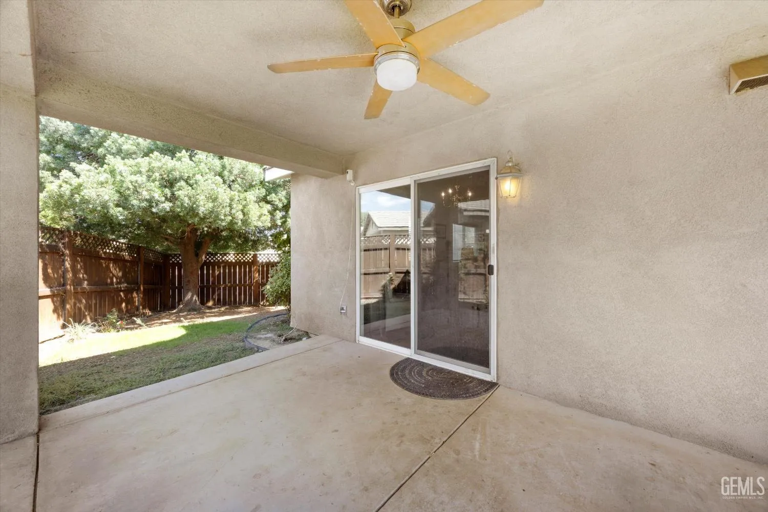 Bakersfield, California 93311, United States, 3 Bedrooms Bedrooms, ,2 BathroomsBathrooms,Residential,Active,204074