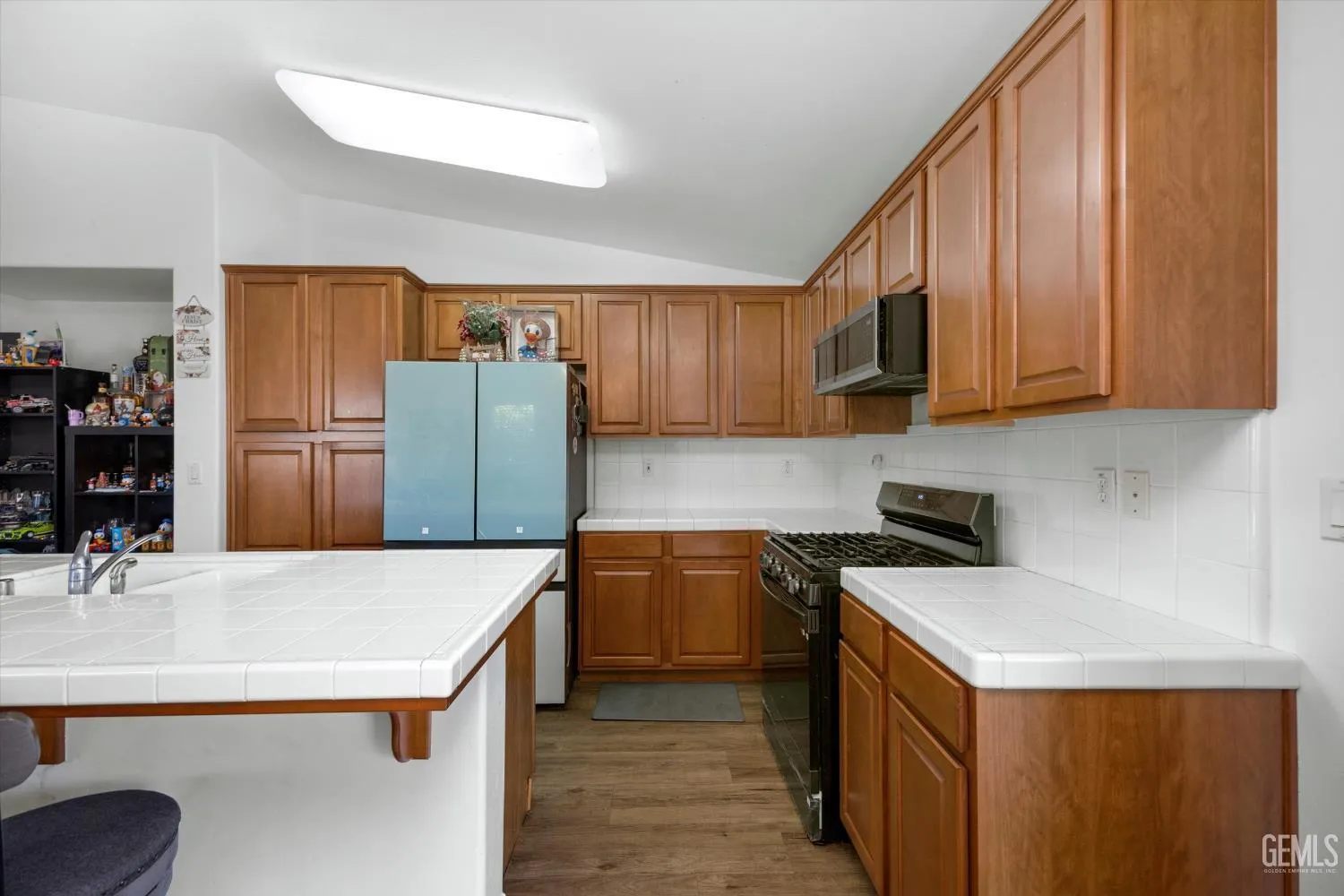 Bakersfield, California 93311, United States, 3 Bedrooms Bedrooms, ,2 BathroomsBathrooms,Residential,Active,204074