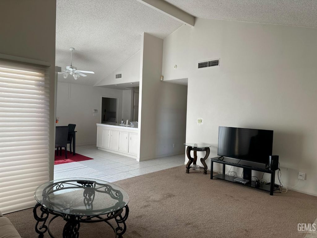 Photo of 800 Lexington Street #27, Delano, CA 93215 (MLS # 202510892)