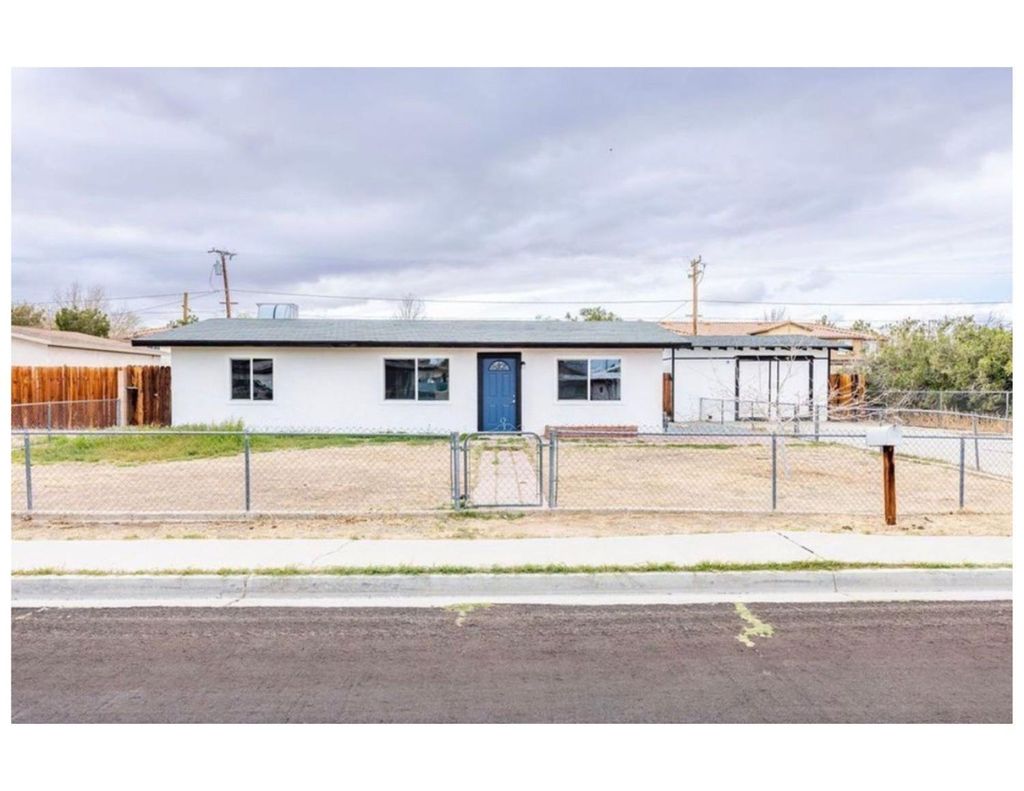 Photo of 341 S Gordon Street, Ridgecrest, CA 93555 (MLS # 202600684)