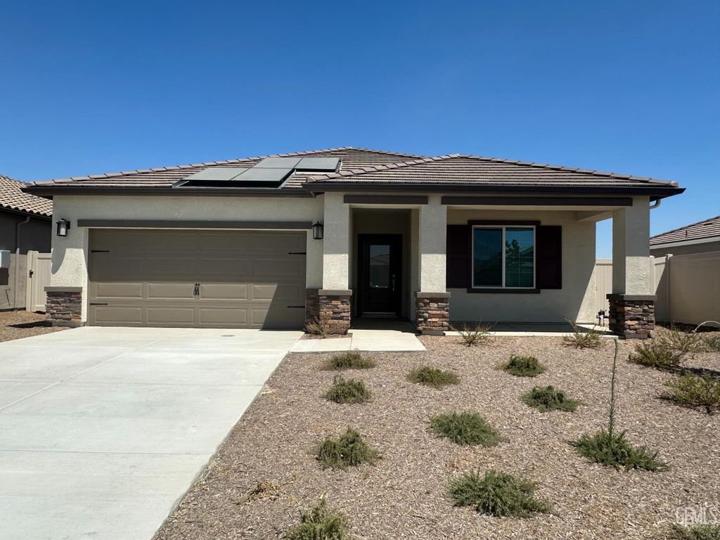 Photo of 7908 Grapefruit Drive, Bakersfield, CA 93313 (MLS # 202510252)