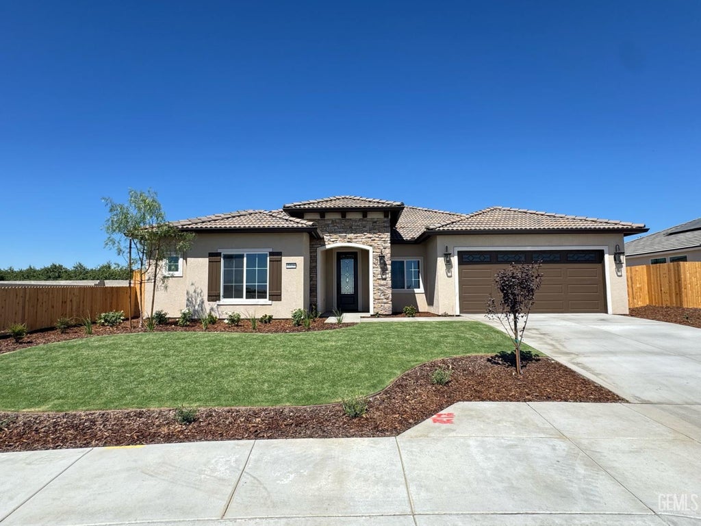 Photo of 7725 DENMARSH Street, Bakersfield, CA 93311 (MLS # 202607903)