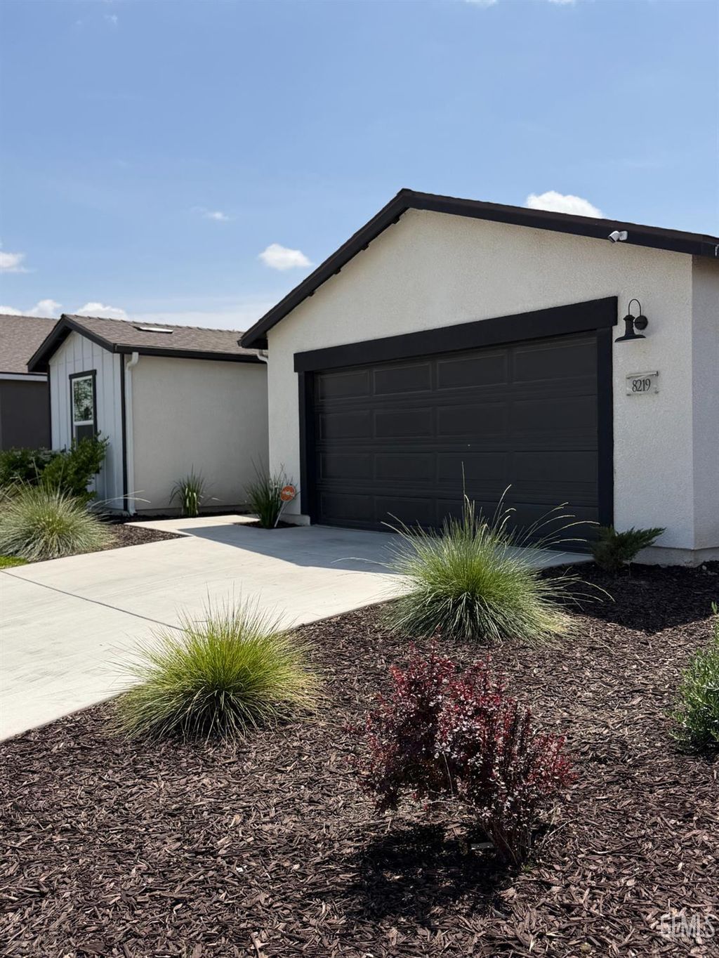 Photo of 8219 Georgetown Drive, Bakersfield, CA 93307 (MLS # 202604128)