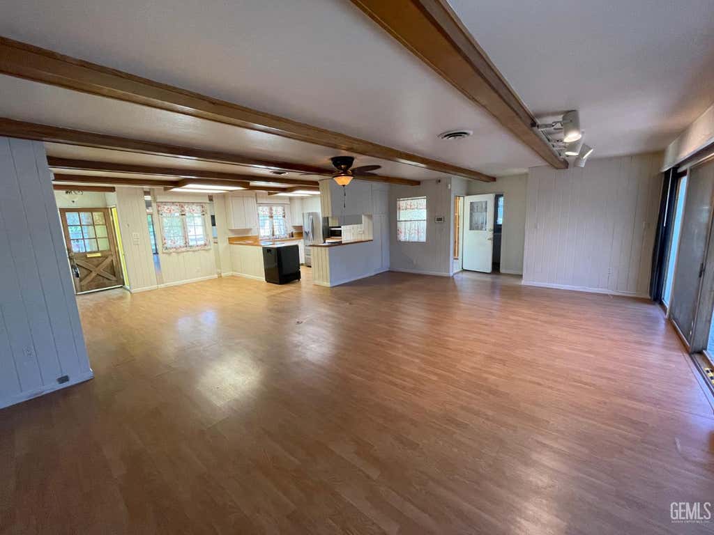Photo of 6212 Bel Aire Way, Bakersfield, CA 93309 (MLS # 202608646)