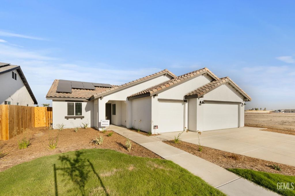 Photo of 7305 Erskineville Drive, Bakersfield, CA 93307 (MLS # 202603071)