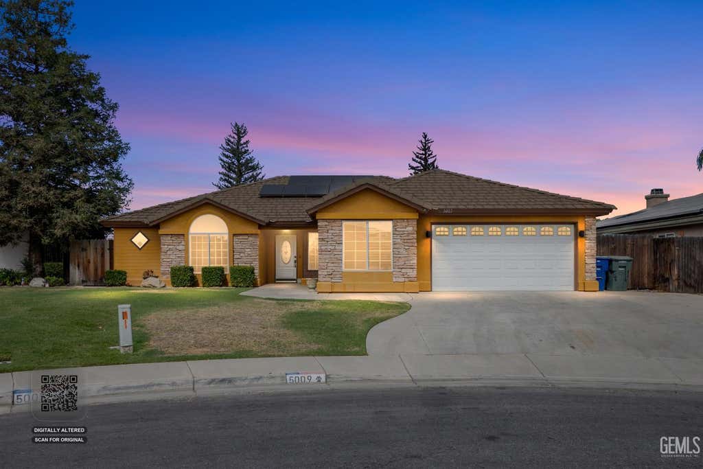Photo of 5009 Shaman Court, Bakersfield, CA 93312 (MLS # 202607795)