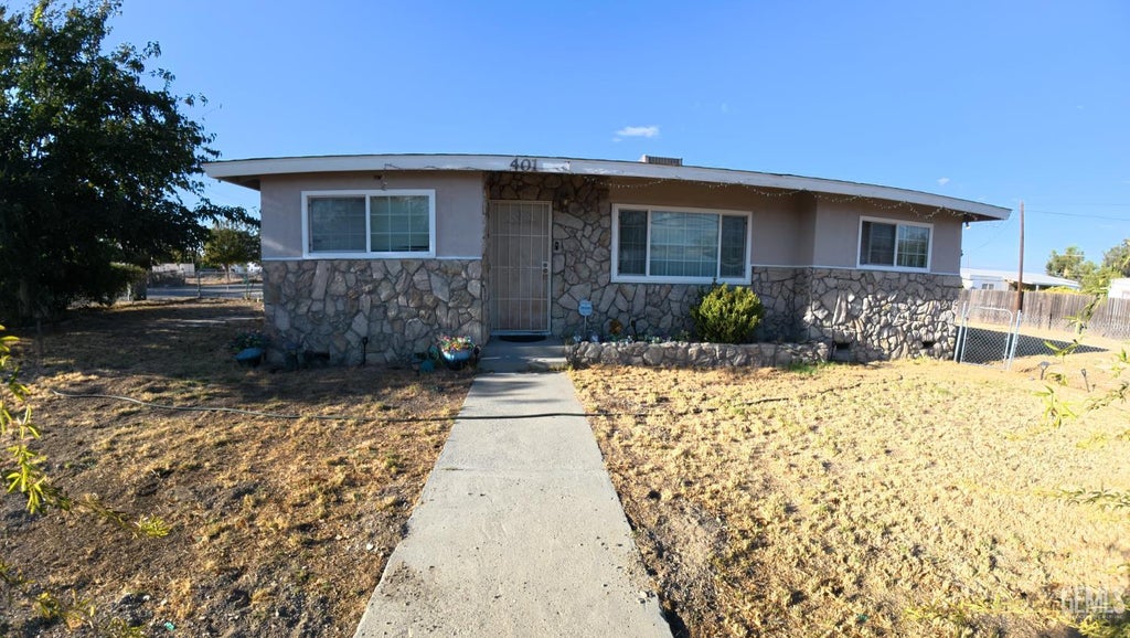 Photo of 0 401 Tejon St ST, Maricopa, CA 93252 (MLS # 202609773)