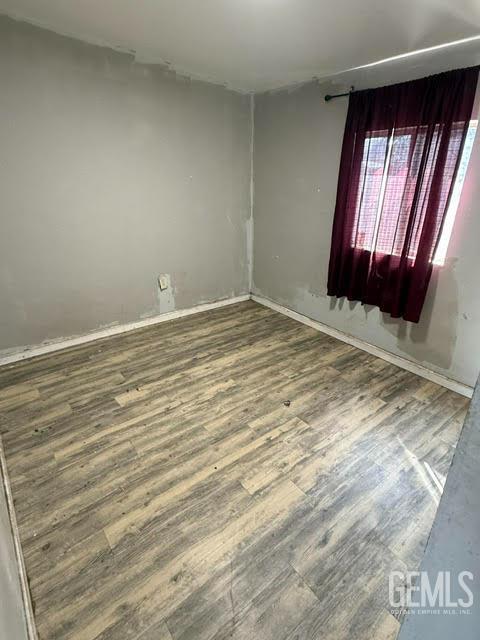 Photo of 119 Madison Street, Taft, CA 93268 (MLS # 202610311)