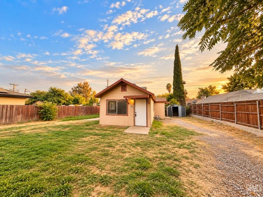 807 CASTAIC AVE, BAKERSFIELD, CA 93308 - Image 18e2bca68bf617ec5ed6f3a51fff75d1/3399408031