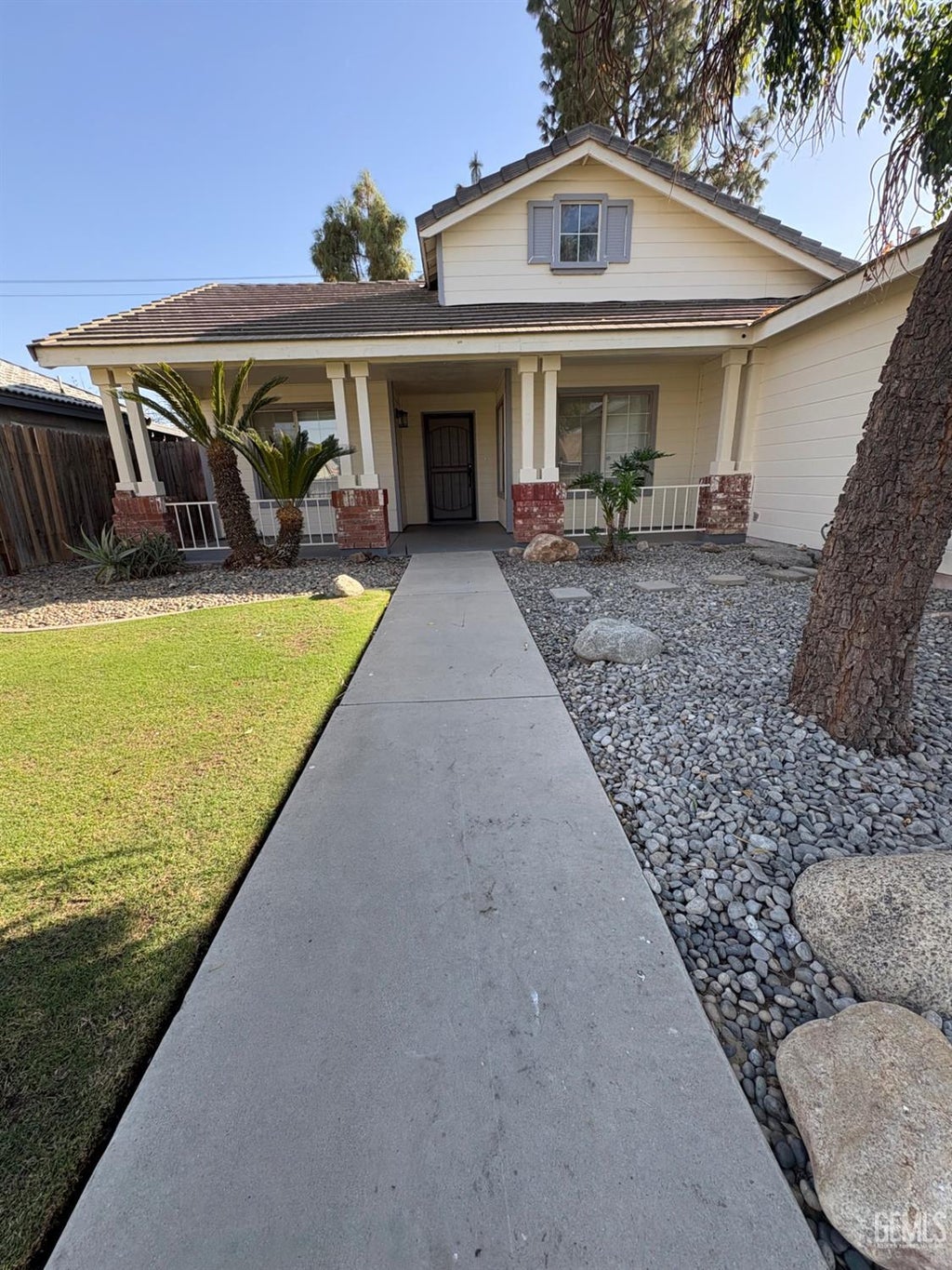 Photo of 11609 Hannah Denise Avenue, Bakersfield, CA 93312 (MLS # 202610211)