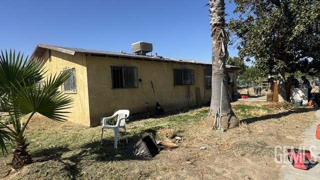 Photo of 316 6th Avenue, Delano, CA 93215 (MLS # 202608561)