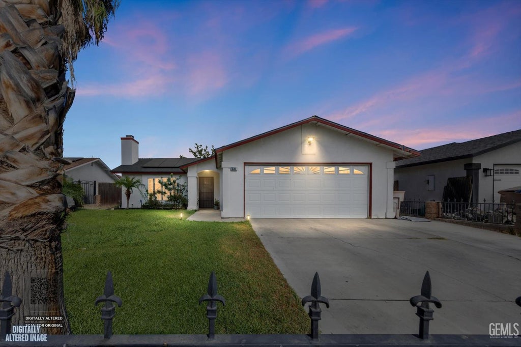 Photo of 6516 Tiburon Street, Bakersfield, CA 93307 (MLS # 202609620)