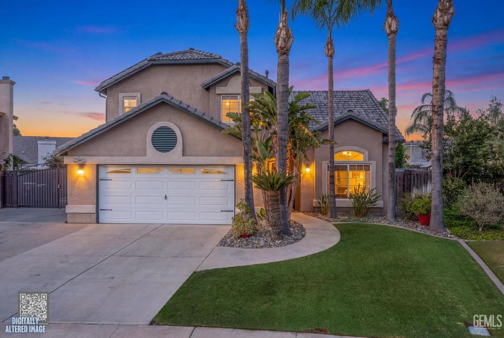 Photo of 4927 Sanderling Lane, Bakersfield, CA 93312 (MLS # 202603675)