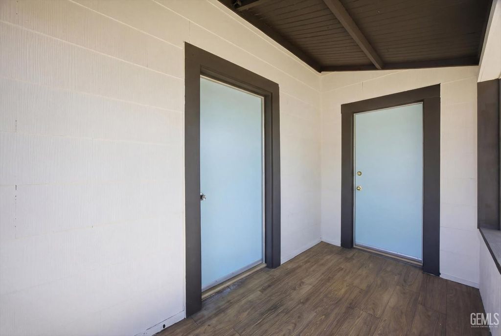 Photo of 1615 Owens Street, Bakersfield, CA 93305 (MLS # 202602717)