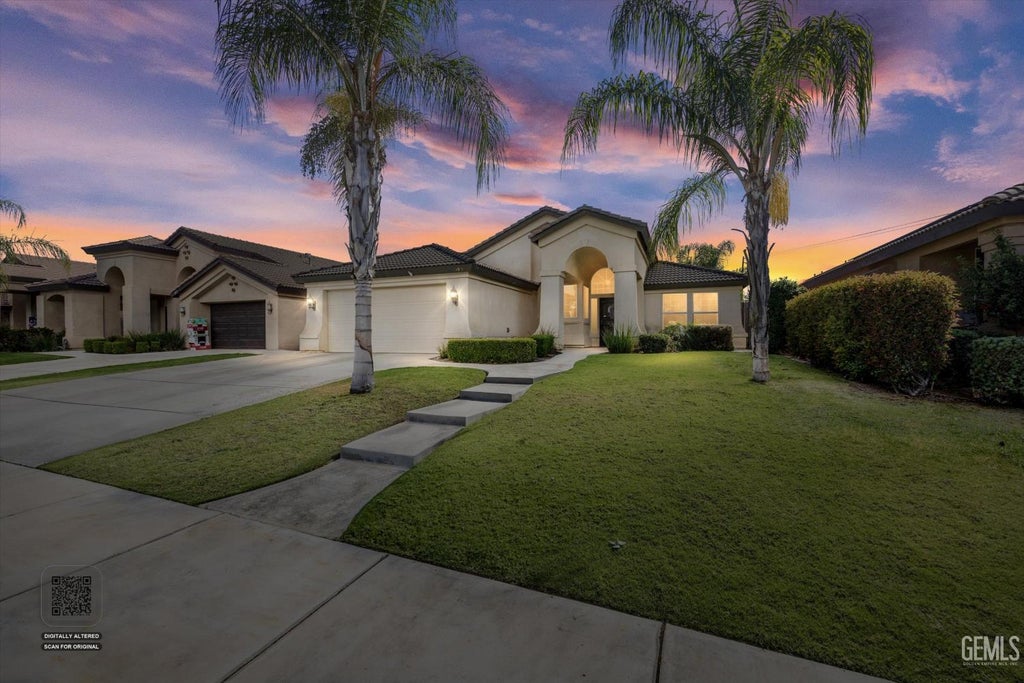 Photo of 4913 Au Chocolat Drive, Bakersfield, CA 93311 (MLS # 202609954)