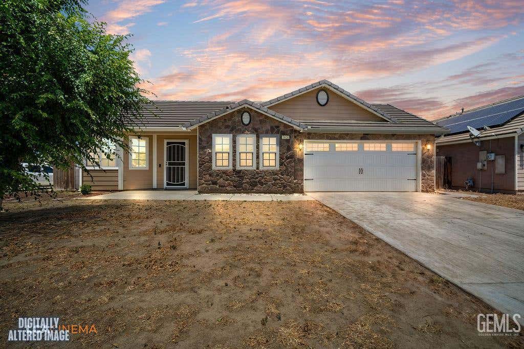 Photo of 3626 Bridget Avenue, Bakersfield, CA 93313 (MLS # 202605759)