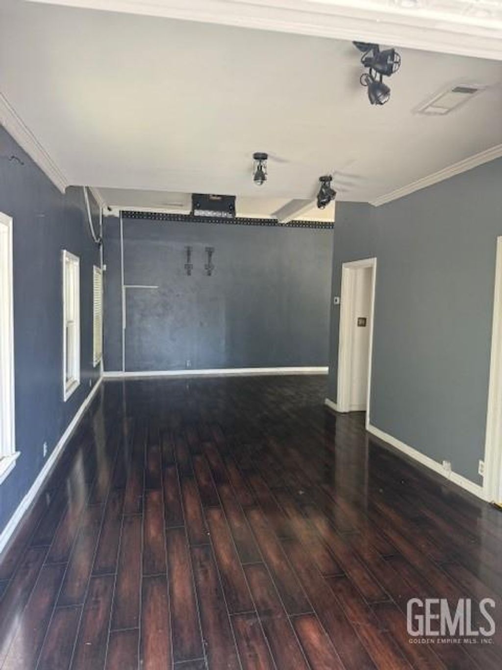 Photo of 316 H Street, Bakersfield, CA 93304 (MLS # 202510787)