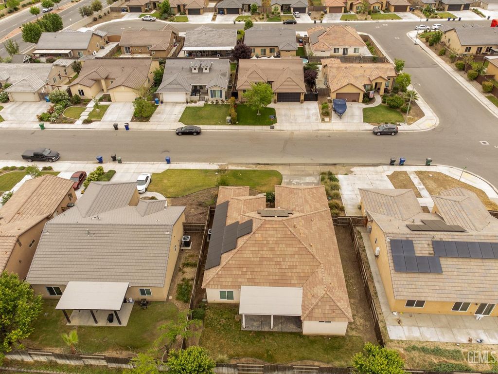 Photo of 6518 Bangor Place, Bakersfield, CA 93313 (MLS # 202603486)