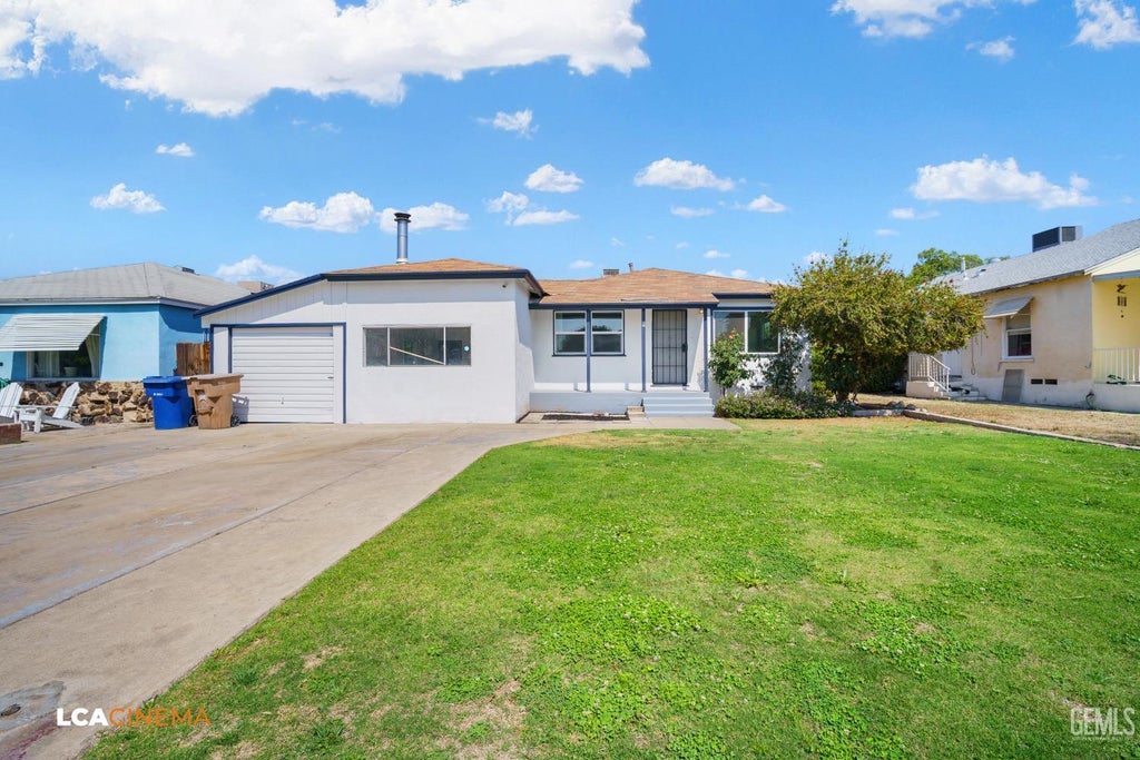 Photo of 616 Francis Street, Bakersfield, CA 93308 (MLS # 202605086)