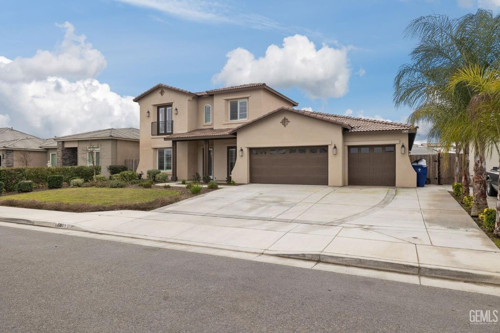 Photo of 15811 Waterford Street, Bakersfield, CA 93314 (MLS # 202600979)