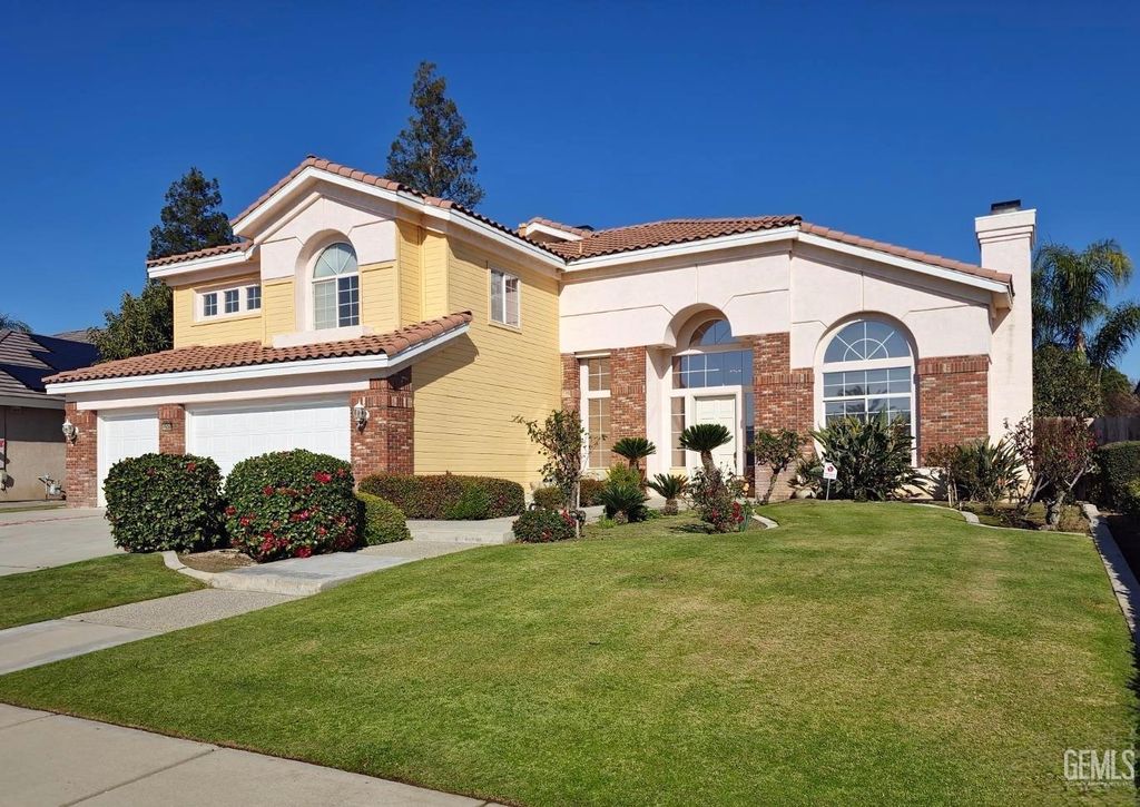 Photo of 1508 Fieldspring Drive, Bakersfield, CA 93311 (MLS # 202602430)