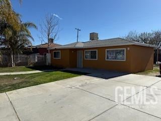 Photo of 2213 Lucky Street, Bakersfield, CA 93307 (MLS # 202609858)