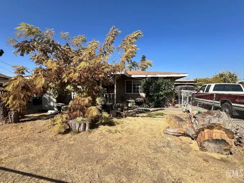 1410 Southgate Dr, Bakersfield, CA 93304 - MLS#: 202500419